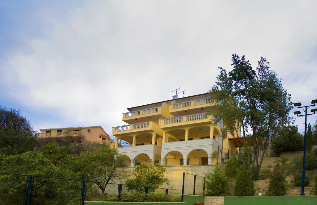 Boka Apartment 3 Herceg Novi Exterior photo